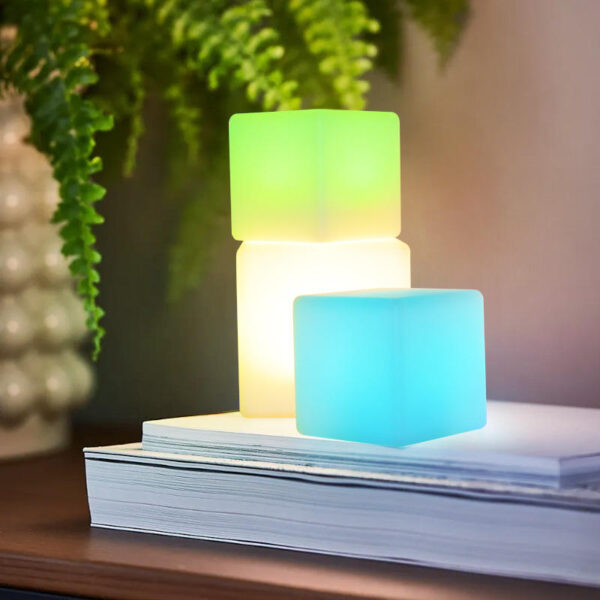 Waterproof RGB LED Cube Night Light Customized Soundbox